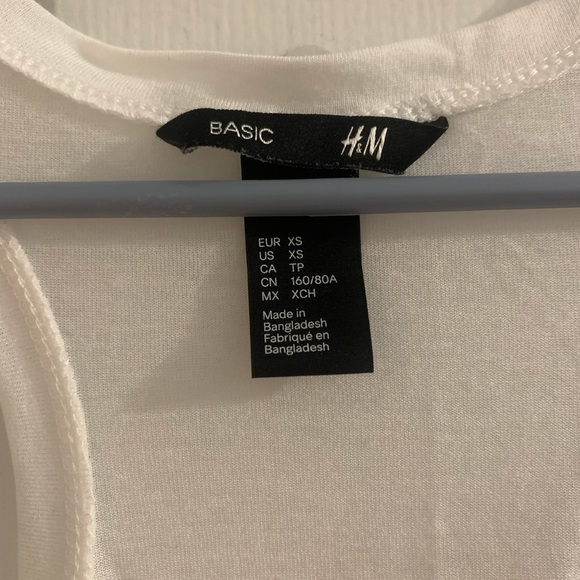 H&M Basic Sheer Tank - Picture 3 of 4